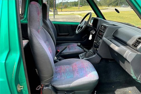 Used 1994 Geo Tracker 2WD 2-Door image 23