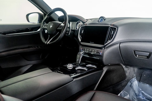 Used 2022 Maserati Ghibli Modena Q4 image 36