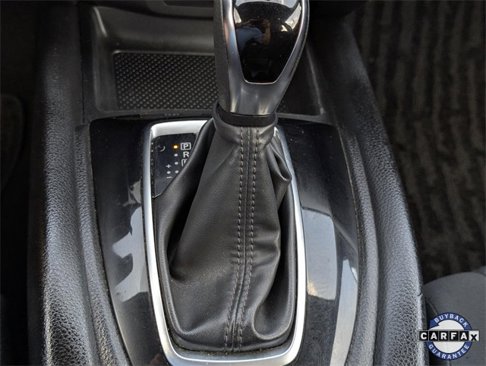 Used 2019 Nissan Rogue Sport S image 18