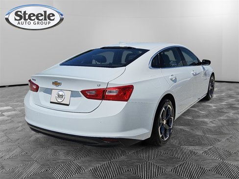Used 2024 Chevrolet Malibu LT image 5