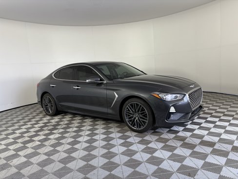 Used 2019 Genesis G70 2.0T Advanced image 2