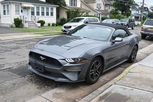 Used 2023 Ford Mustang Premium image 3