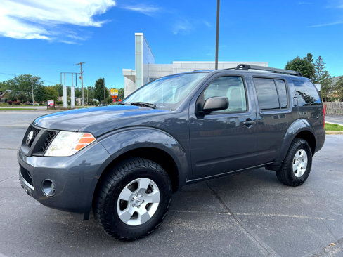 Used 2011 Nissan Pathfinder S w/ Protection Pkg image 2
