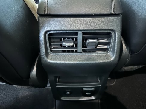 Used 2024 Ford Edge SEL w/ Convenience Package image 28