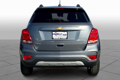 Used 2019 Chevrolet Trax LT w/ LT Convenience Package image 4