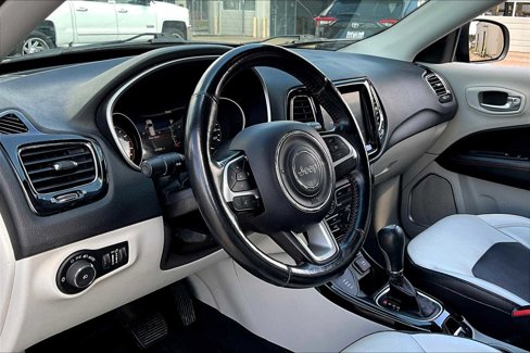 Used 2020 Jeep Compass Limited image 15