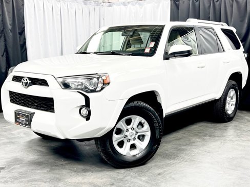 Used 2017 Toyota 4Runner SR5 image 1
