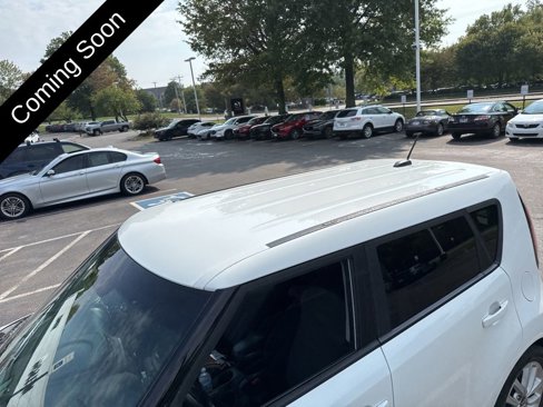 Used 2018 Kia Soul + image 12