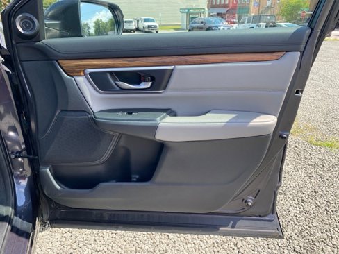 Used 2018 Honda CR-V Touring image 21