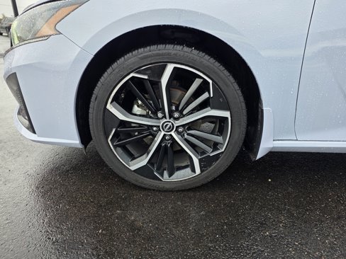 Used 2023 Nissan Altima 2.5 SR image 9
