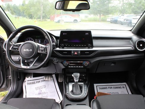 Used 2022 Kia Forte GT-Line w/ GT-Line Premium Package image 19
