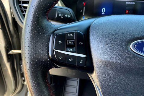 Used 2024 Ford Escape ST-Line image 19