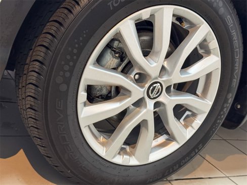Used 2022 Nissan Rogue Sport S image 16