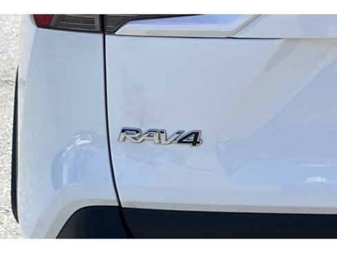 Used 2023 Toyota RAV4 XLE image 46