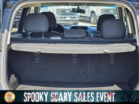 Used 2019 Kia Soul + image 10