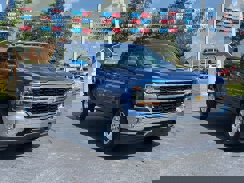 Used 2016 Chevrolet Silverado 1500 LT w/ All Star Edition image 3