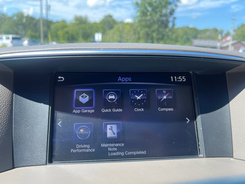 Used 2019 INFINITI Q70 Luxe image 26