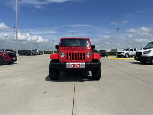 Used 2015 Jeep Wrangler Unlimited Sahara w/ Connectivity Group image 8