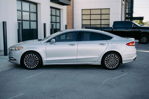 Used 2017 Ford Fusion Titanium image 4