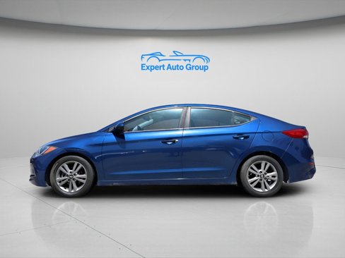 Used 2017 Hyundai Elantra Value Edition w/ Cargo Package image 10