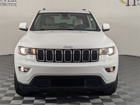 Certified 2021 Jeep Grand Cherokee Laredo image 3