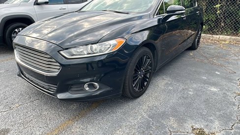 Used 2014 Ford Fusion SE w/ Equipment Group 202A image 2