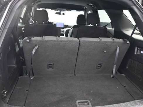 Used 2020 Ford Explorer XLT image 26