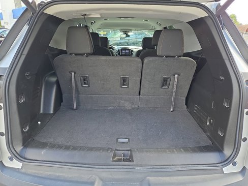 Used 2020 Chevrolet Traverse LT w/ Driver Confidence II Package image 34