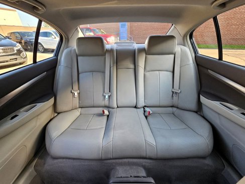 Used 2012 INFINITI G37 x image 12
