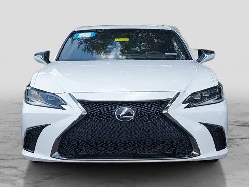 Used 2022 Lexus ES 350 F Sport image 2