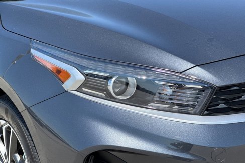 Used 2023 Kia Forte LXS w/ LXS Technology Package image 9