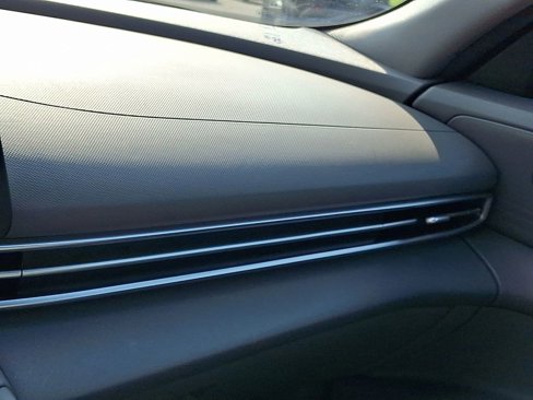 Used 2022 Hyundai Elantra SEL image 27