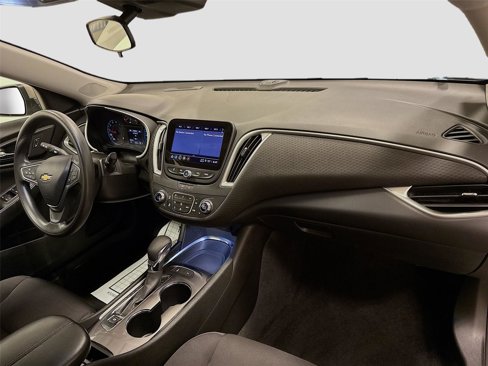 Used 2023 Chevrolet Malibu LT w/ Driver Confidence Package image 27