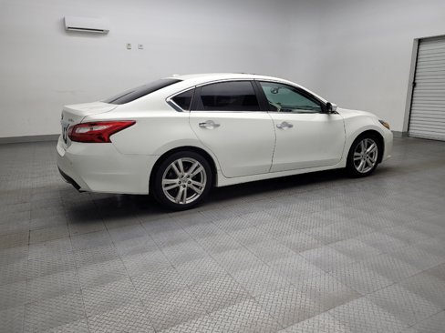 Used 2017 Nissan Altima 3.5 SL w/ 3.5SL Technology Package image 10