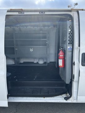 Used 2001 Chevrolet Express 3500 image 16