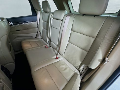 Used 2021 Jeep Grand Cherokee Limited image 25