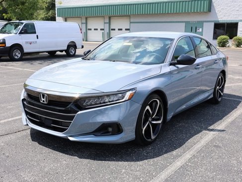 Used 2022 Honda Accord Sport image 1