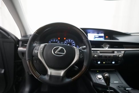 Used 2013 Lexus ES 350 image 4