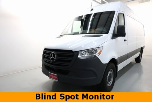 Used 2024 Mercedes-Benz Sprinter 2500 image 25