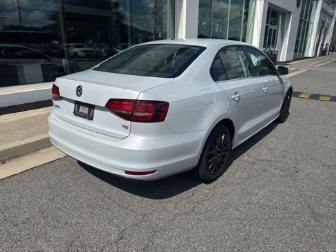 Used 2017 Volkswagen Jetta S image 7
