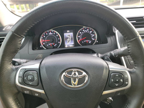 Used 2017 Toyota Camry SE image 17