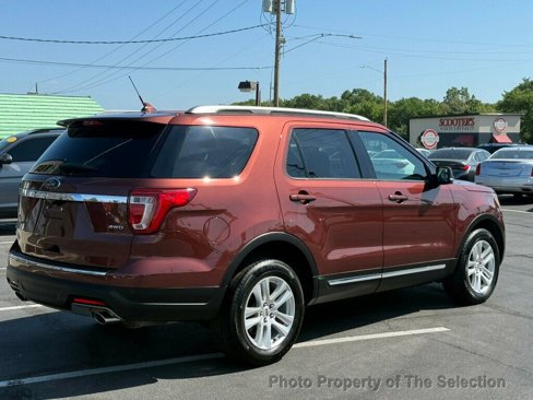 Used 2018 Ford Explorer XLT w/ Equipment Group 201A image 18