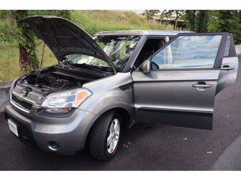 Used 2011 Kia Soul + image 17