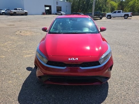Used 2024 Kia Forte LXS w/ LXS Technology Package image 8