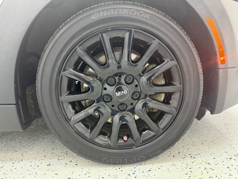 Used 2019 MINI Cooper S w/ Signature Upholstery Package image 33