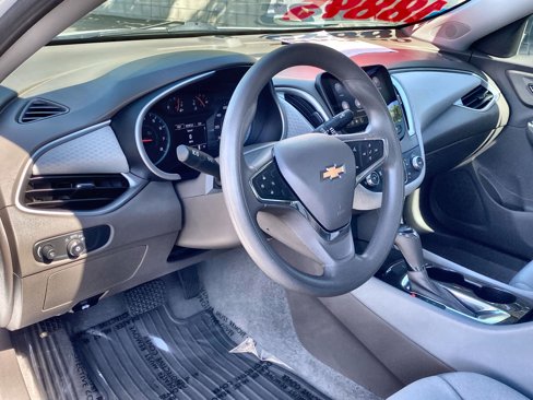 Used 2020 Chevrolet Malibu LS image 11