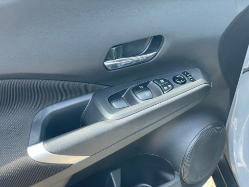 Certified 2023 Nissan Kicks SV image 13