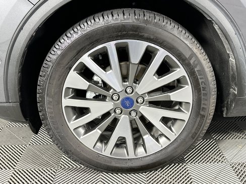 Used 2021 Ford Escape Titanium image 35