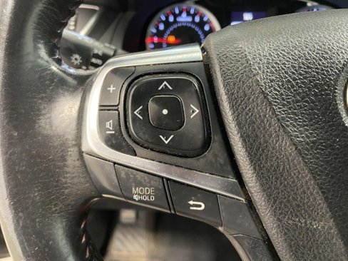 Used 2017 Toyota Camry SE image 20