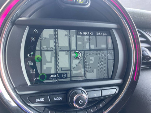 Used 2020 MINI Cooper SE w/ 6.5" Touchscreen Package image 14